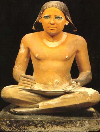 Статуя египетского писца